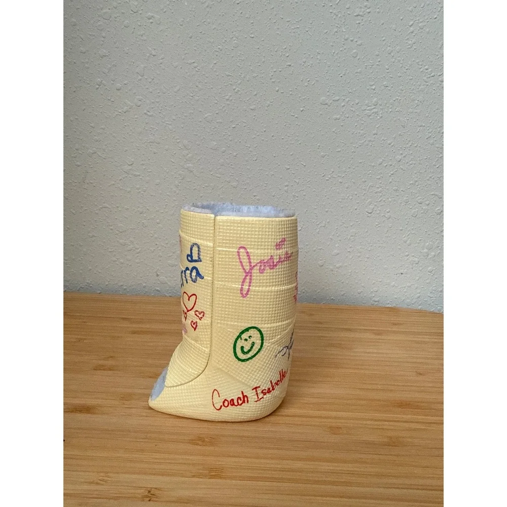 American Girl McKenna Leg Cast Doll Accessory 18